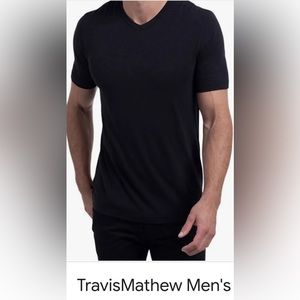 Travis Matthew Mens v neck black t-shirt
